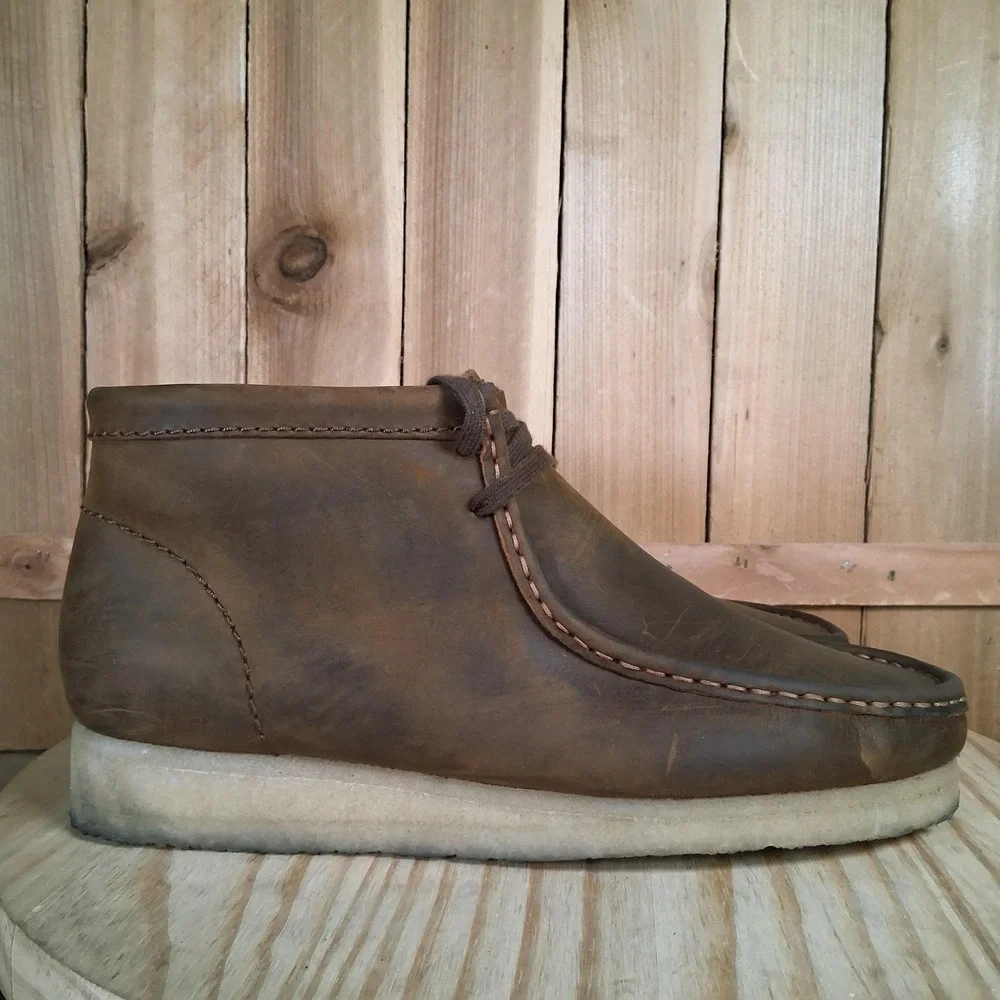 Clarks Originals Wallabee Boots Mens 10.5 Brown Leather Crepe Sole Ankle Casual